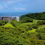 L\'Eau Bleue Boracay Condotel