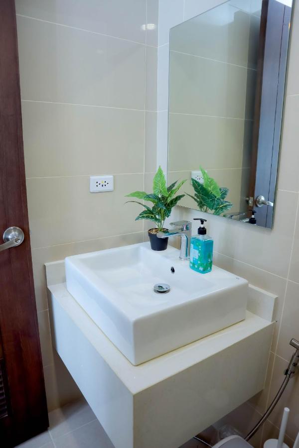 L'eau Bleue Boracay Condotel Aparthotel Yapak