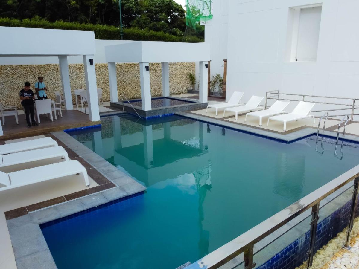 Aparthotel L'eau Bleue Boracay Condotel